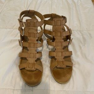 White Mountain strappy high heel sandals